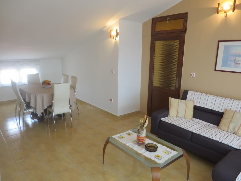Apartments Gloria Biograd Na Moru Rom bilde