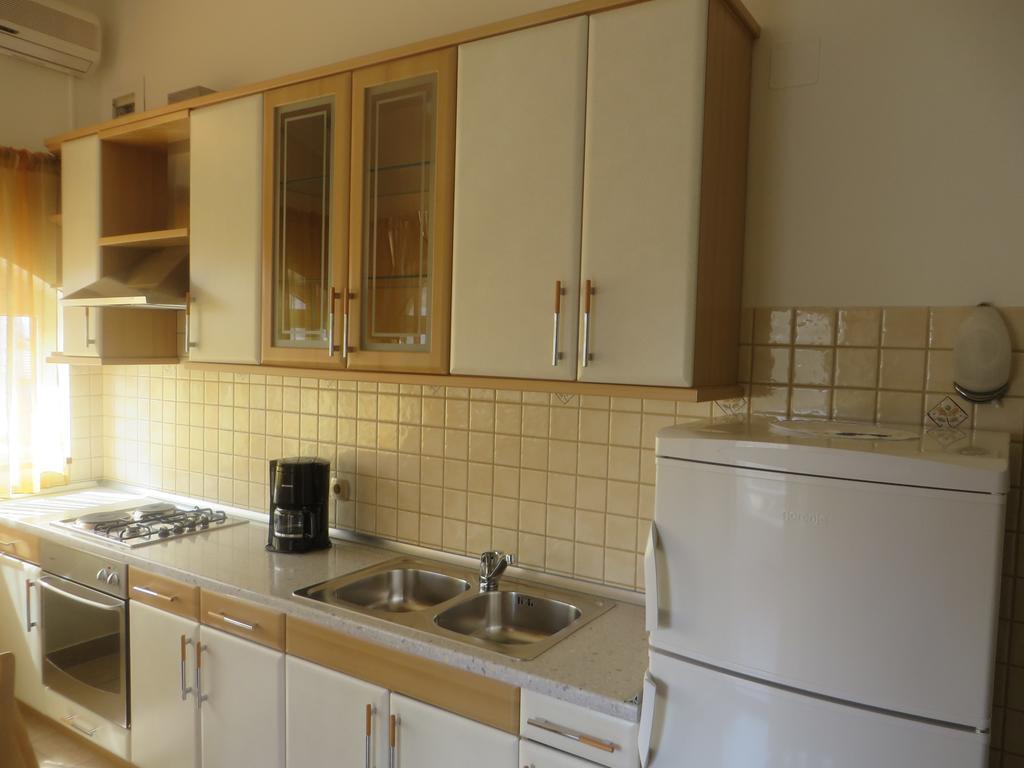 Apartments Gloria Biograd Na Moru Rom bilde